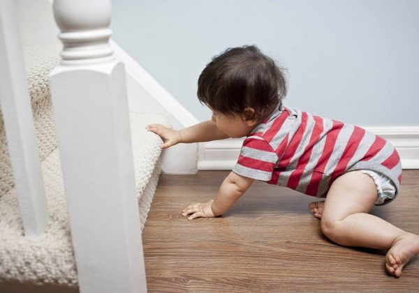 Accidents Domestiques Securiser La Maison Quand Bebe Commence A Marcher