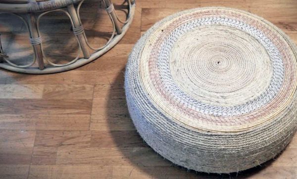 DIY : Fabriquez un joli pouf avec un pneu et de la corde