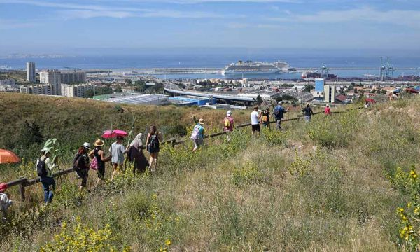 Au-delà des clichés, ces Marseillaises font découvrir la face cachée des quartiers Nord