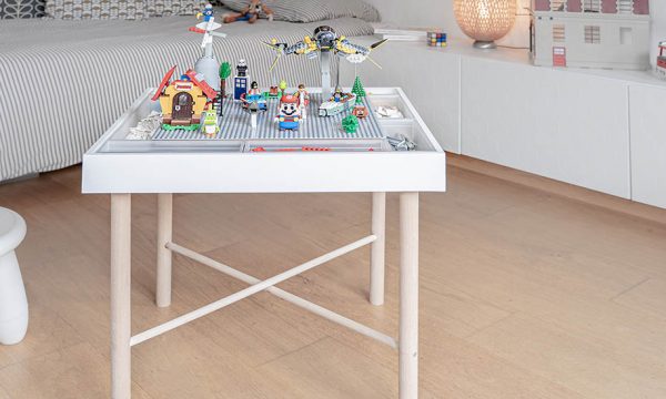 Tuto : fabriquez une table d'activité pour jouer aux  LEGO