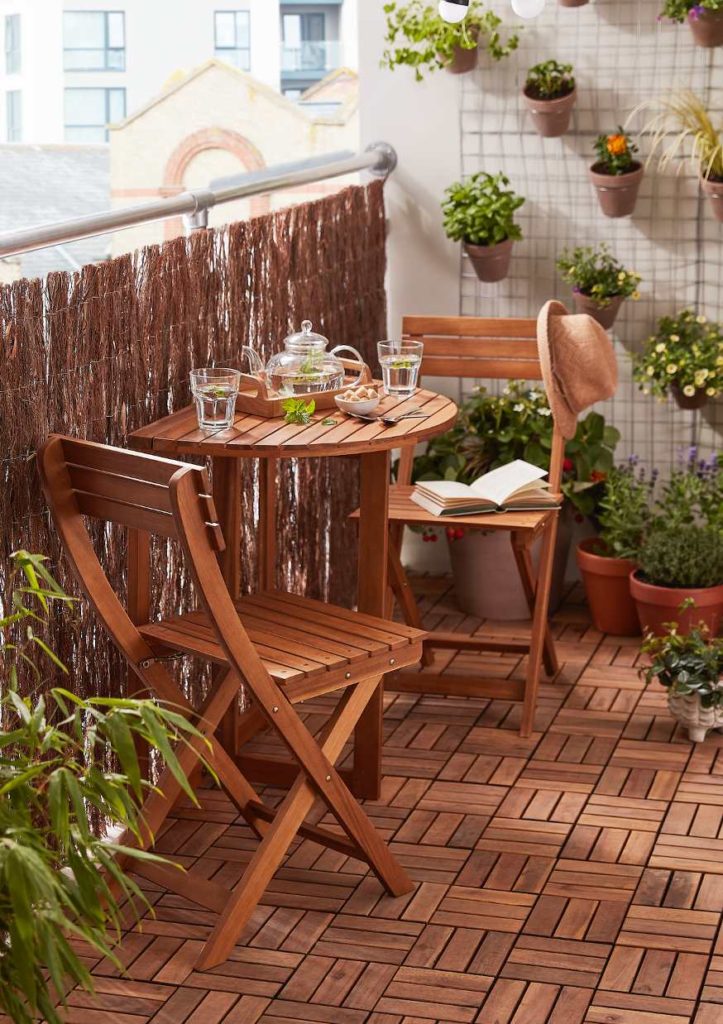 Shopping: Nos meubles pour transformer un balcon en jardin